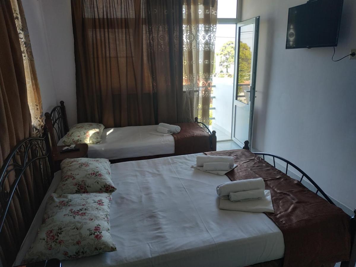 Guest House U Antoniny Gagra Bagian luar foto