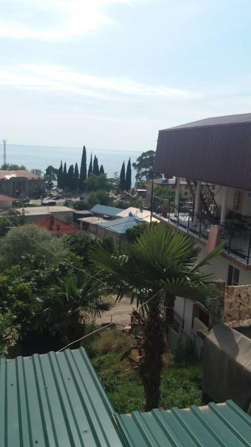 Guest House U Antoniny Gagra Bagian luar foto