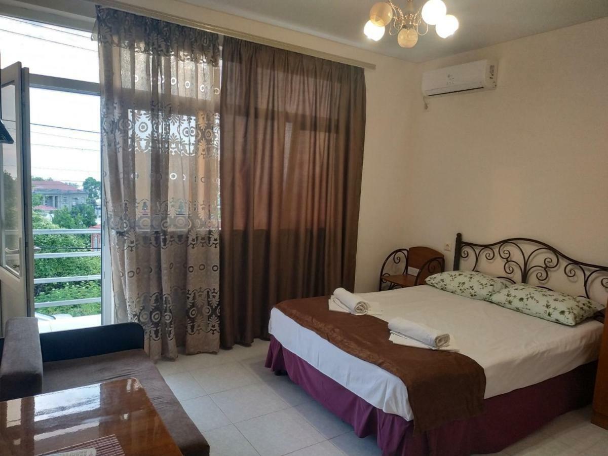 Guest House U Antoniny Gagra Ruang foto